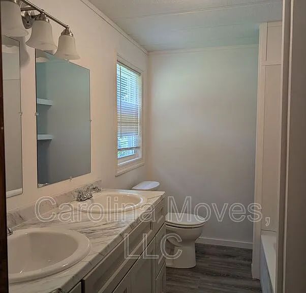 220 Farrs Rd — Photo 9
