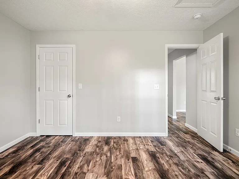 2099 Yacht Club Rd — Photo 34