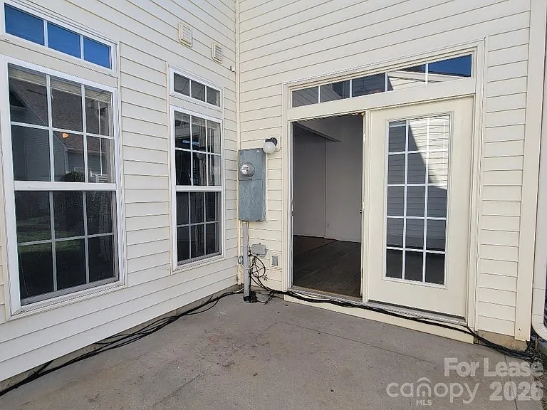 177 Autumn Falls Dr — Photo 12