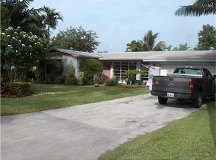 18530 Caribbean Blvd, Cutler Bay, FL 33157