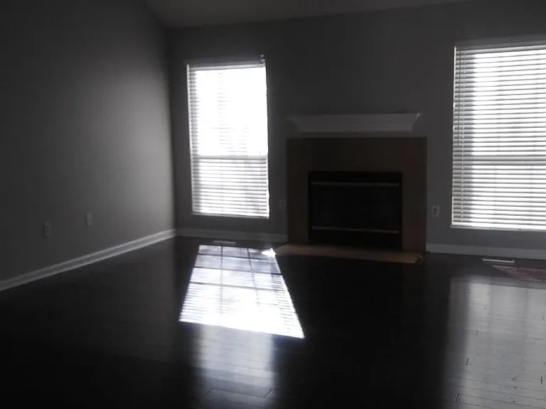 5812 Tennyson Dr — Photo 9