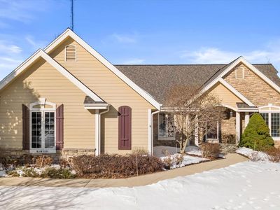 N54W16684 Ravenwood DRIVE, Menomonee Falls, WI, 53051