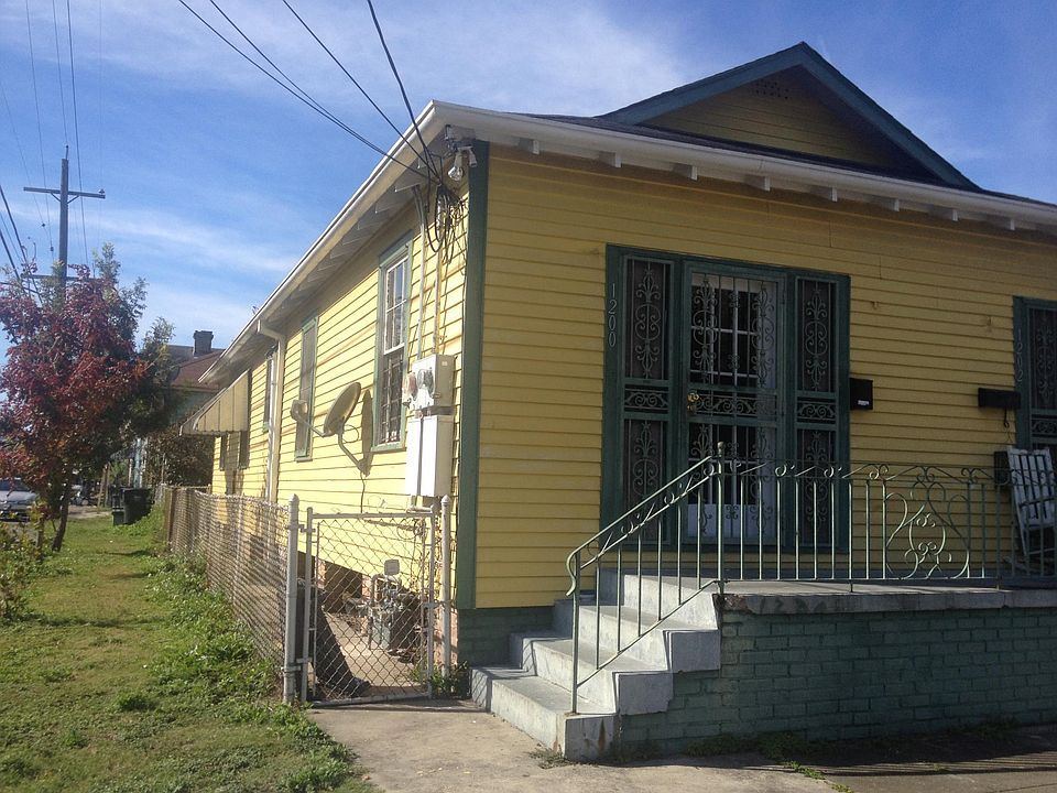1st image of 1200 Mandeville St