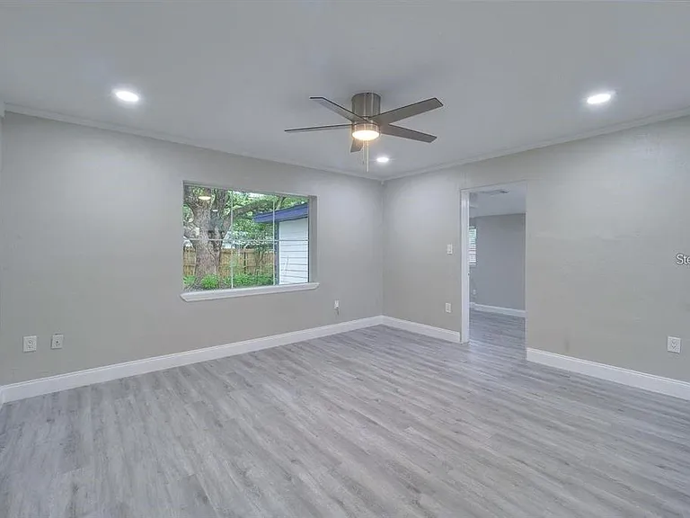 976 W Fairbanks Ave — Photo 6