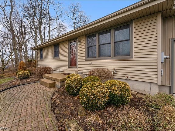 2nd image of 6599 Struthers Rd
