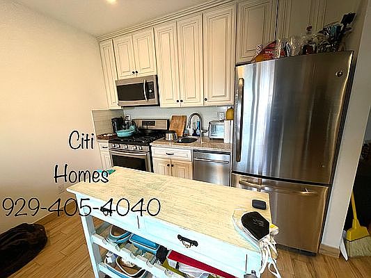 1st image of 3712 31st Ave APT 4R