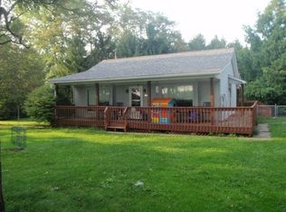 129 Shumsky Ln, Freedom, PA 15042