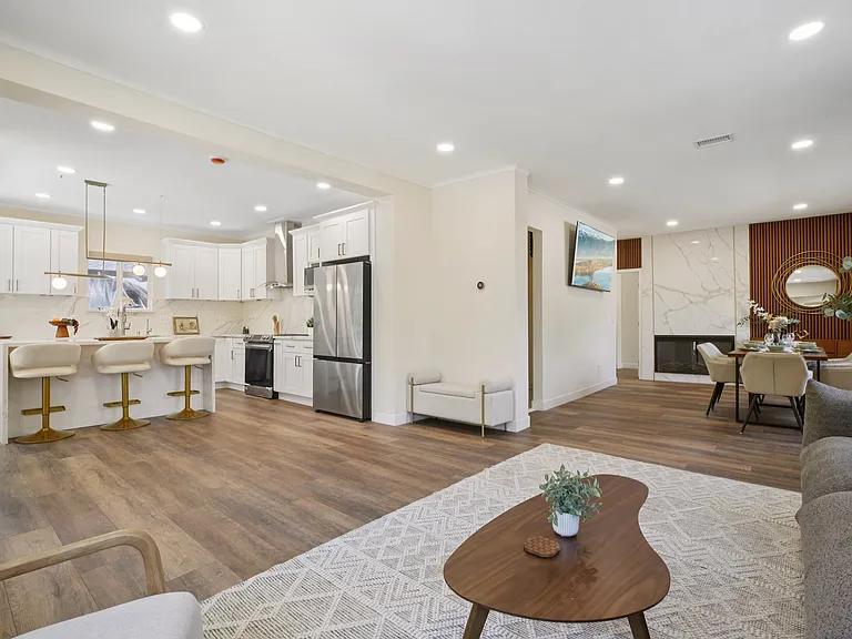 540 W Avenue 28 — Photo 7
