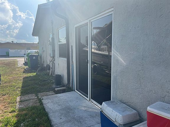 5th image of 3010 NW 113th Avenue