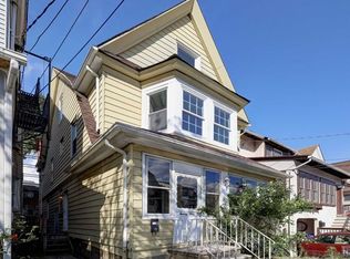 21 Valley Pl APT 2, Edgewater, NJ 07020