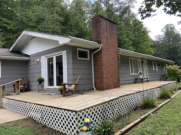 3rd image of 253 Barnett Rd