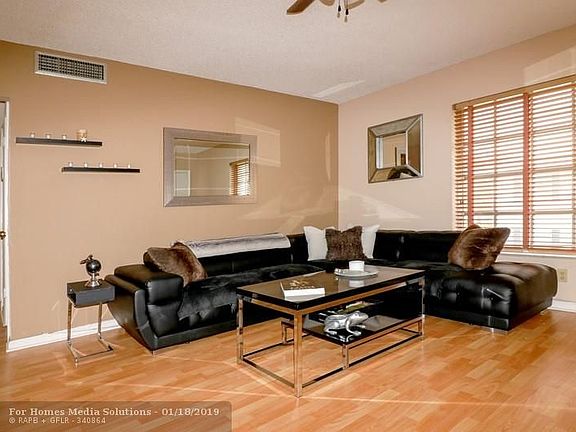 4th image of 2161 NE 68th St APT 331