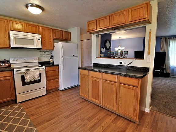 3rd image of 1023 Kevin Dr