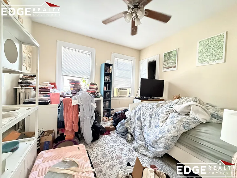 73 Leicester St #2 — Photo 10