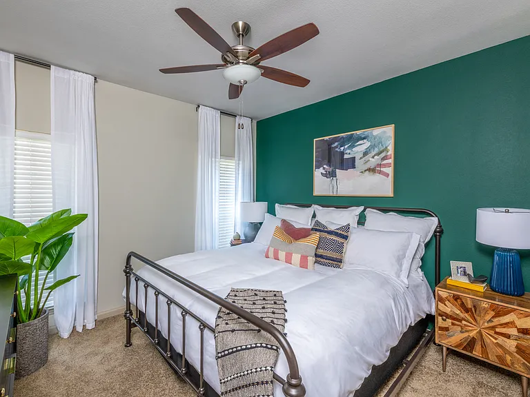 Model Bedroom
