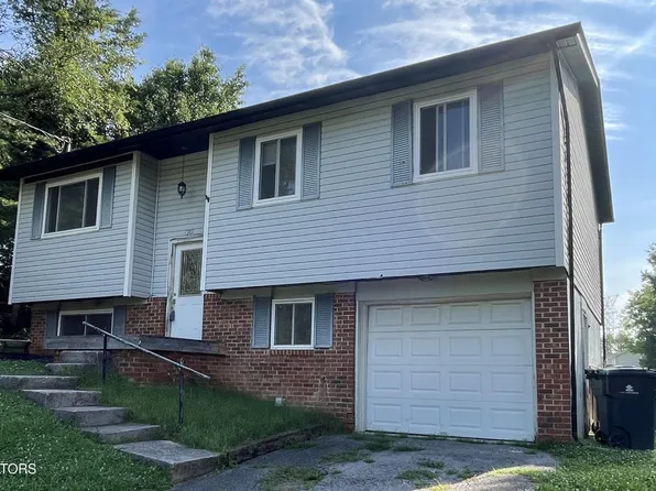 6201 Robin Heights Dr, Knoxville, TN 37921