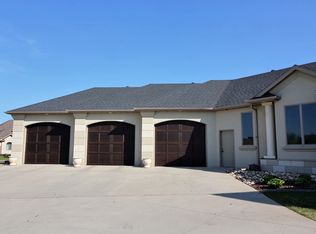 469 20th Ave E, West Fargo, ND 58078