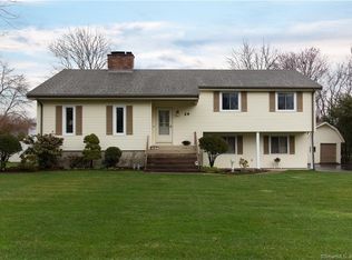 29 Trinity Ave, Glastonbury, CT 06033