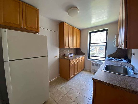 3rd image of 144-50 35th Ave #1