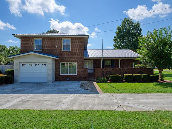 4th image of 2921 Willa Dr