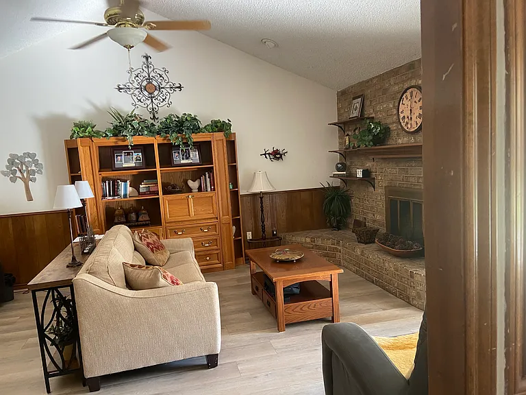 1114 Dove Hollow Rd — Photo 9
