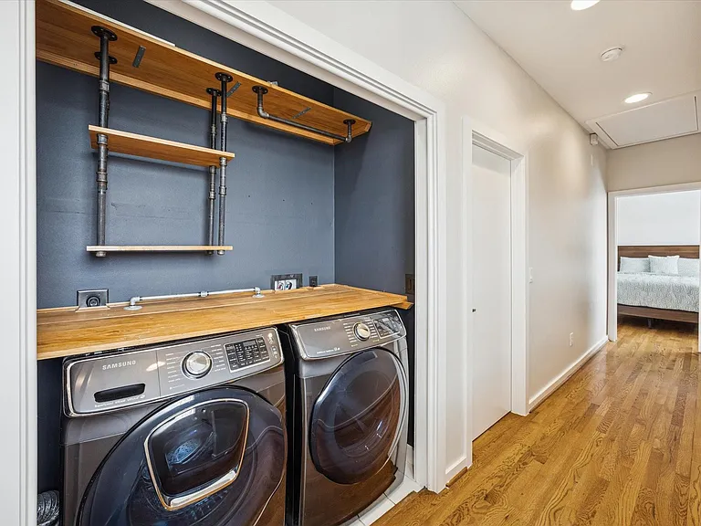 2404 Fairview Ave #C — Photo 22