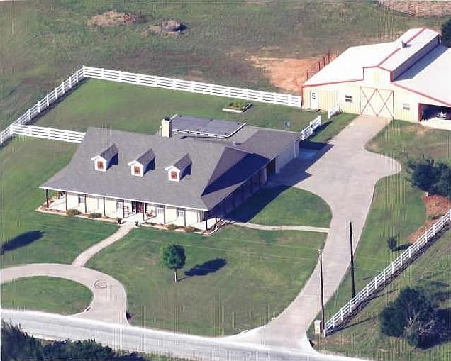 1st image of 1721 Highland Dr