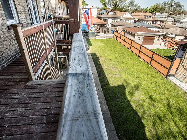 4632 W Barry Ave #2 — Photo 28