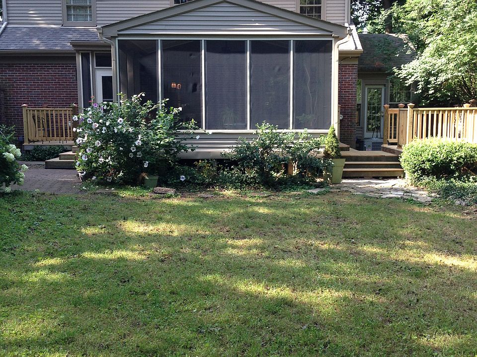 2nd image of 129 Tahoma Rd