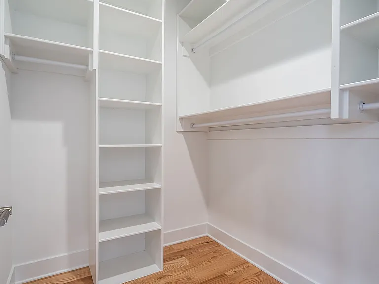 237 Tasker St — Photo 11