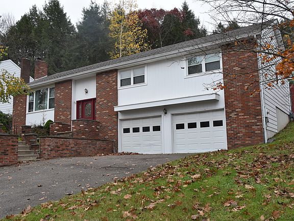 2nd image of 3100 Cornell Ave