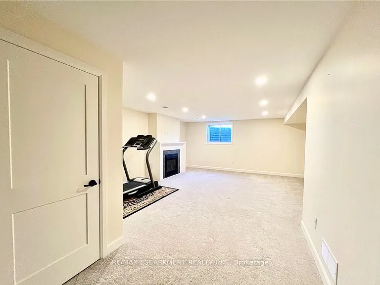 7174 Parsa St — Photo 25