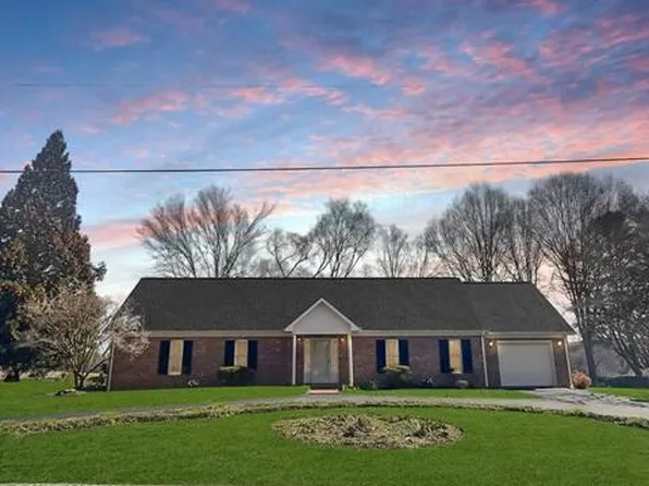 996 Oak Level Rd, Stanleytown, VA 24168