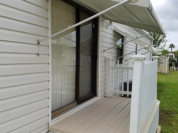 VINYL SIDING