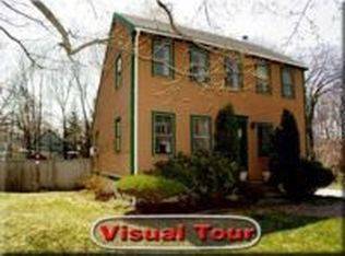 8 Chester St, Amesbury, MA 01913