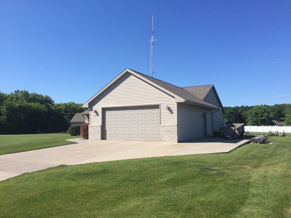 1st image of 3275 Widgeon Dr