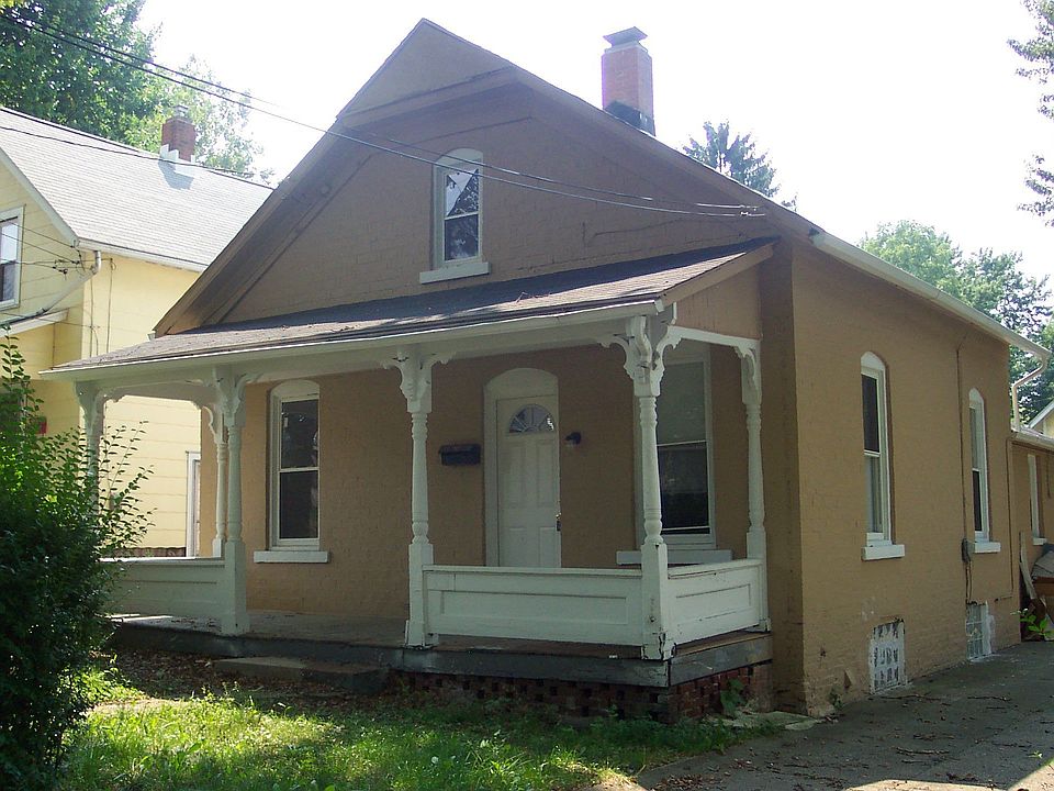 450 Matthews St.