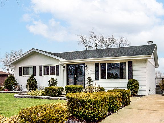 2nd image of 10327 Hilltop Dr