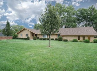 6570 Swissway Dr, Dayton, OH 45459