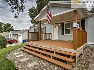 3216 S Reynolds Rd, Independence, MO 64055