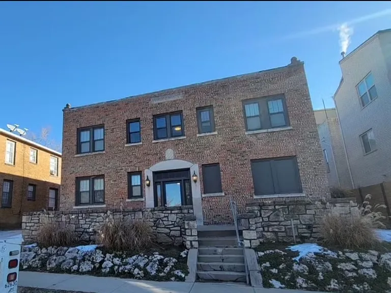 1415 S Quincy Ave — Photo 1
