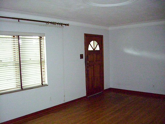 3rd image of 6404 Myrlette Ct
