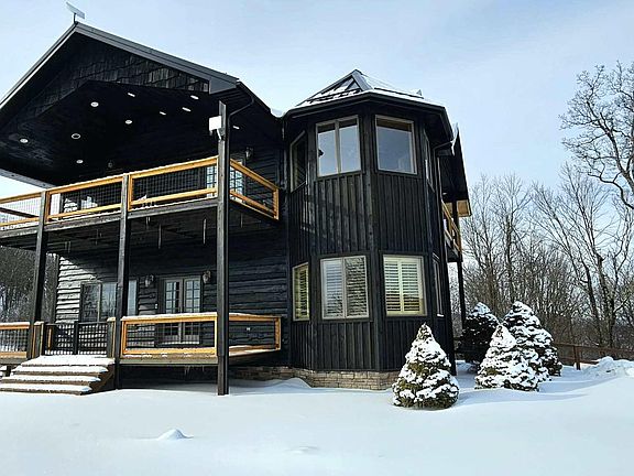 4th image of 684 Headwaters Rd