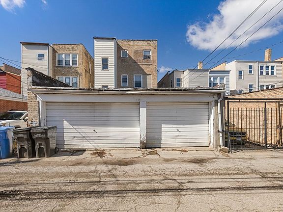 4th image of 6319 N Claremont Ave