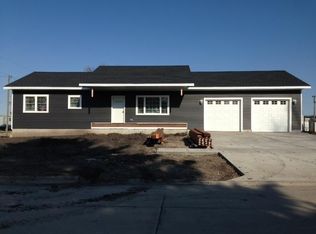 1115 Grove Ave, Garner, IA 50438