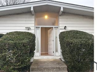 4700 Three Oaks Rd, Pikesville, MD 21208