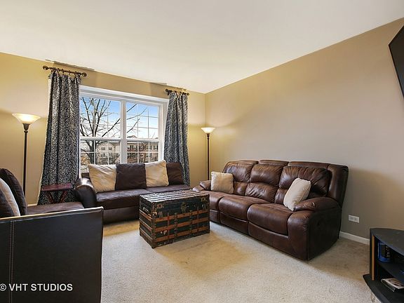 2nd image of 431 Town Center Blvd #431