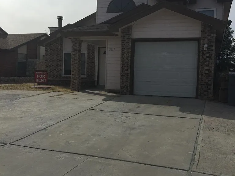 2917 Nancy McDonald Dr — Photo 2