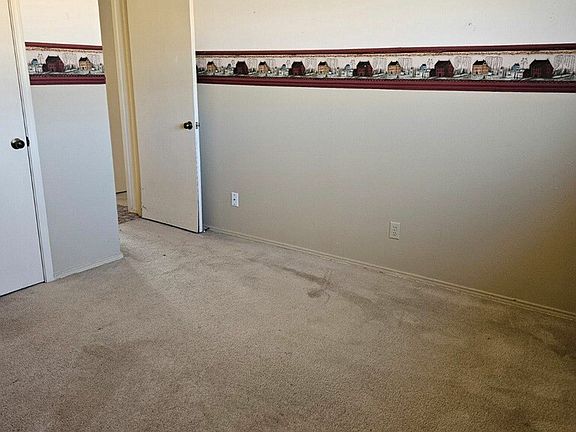 4th image of 1802 Idaho Ave