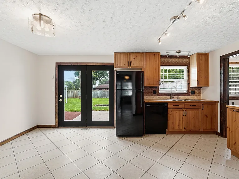 27 Laurelgrove Dr — Photo 12